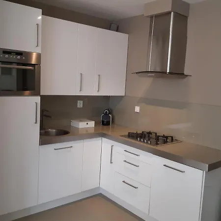 펜션 House, Free Parking, Wifi And 5 Min To Beach. *